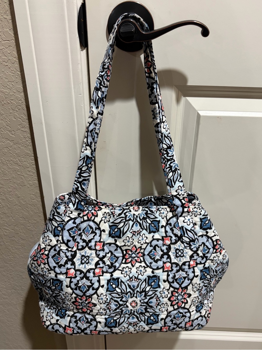 VERA BRADLEY Quilted Floral Tote Bag in Blue and White